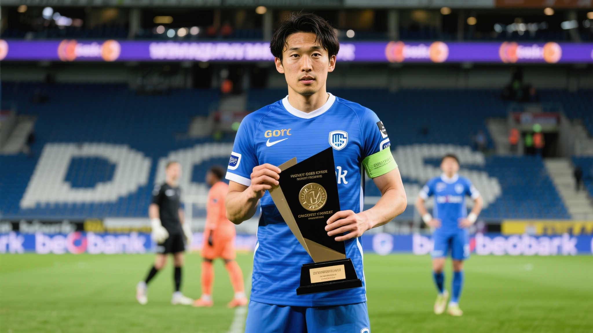 他不仅帮助 他不仅帮助